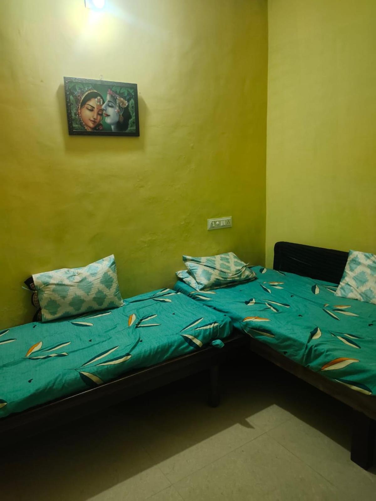 Dwarka Home Stay 2 Only Family Exterior photo